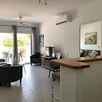 Apartament Stylish 1 Bedroom In Limnaria Gardens *
