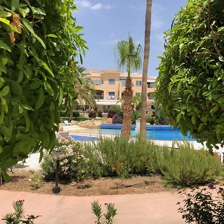 Stylish 1 Bedroom In Limnaria Gardens Paphos