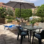 Apartment Stylish 1 Bedroom In Limnaria Gardens *
