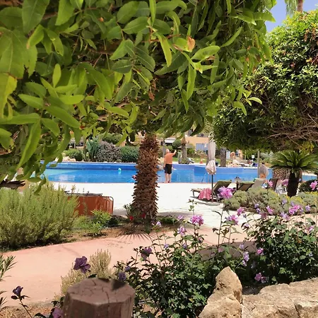 Stylish 1 Bedroom In Limnaria Gardens